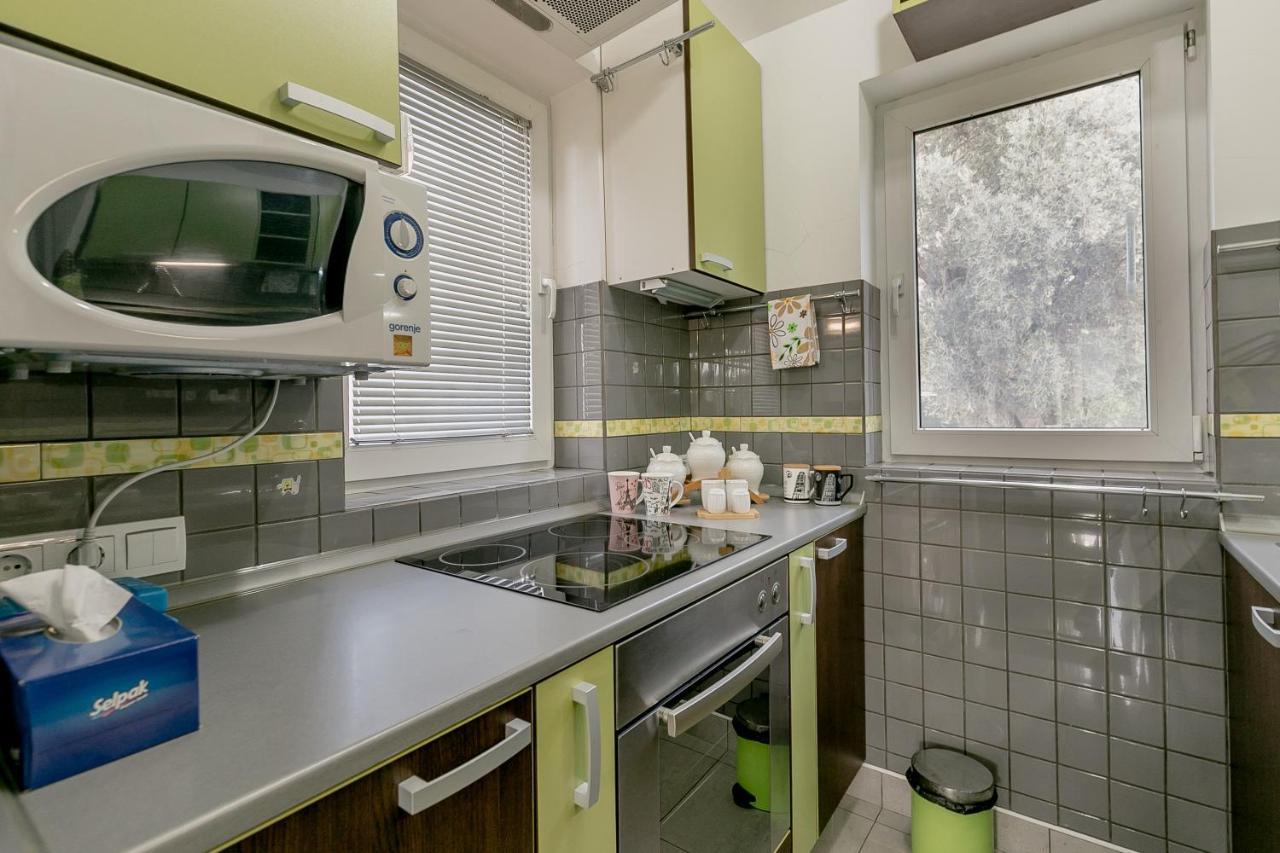 Olive Garden Apartment Petrovac Bagian luar foto