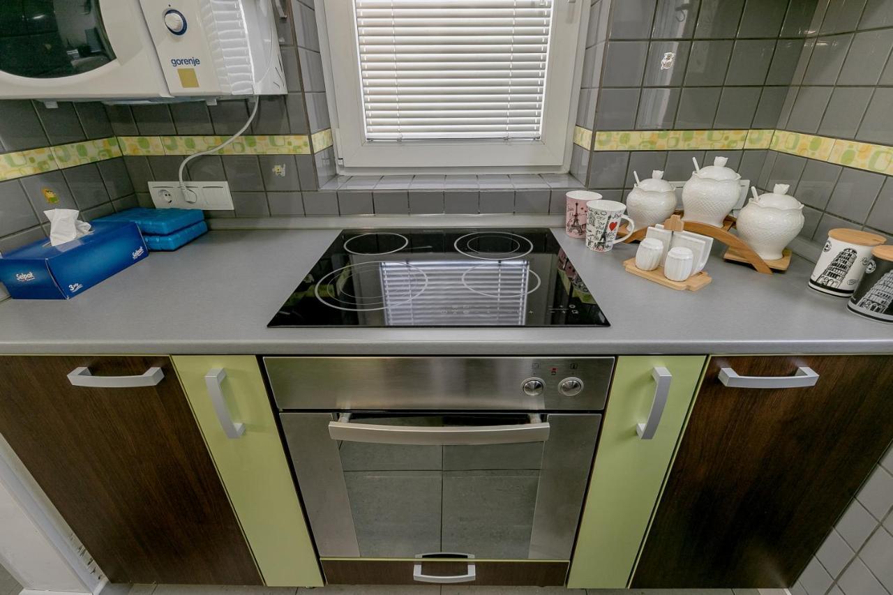 Olive Garden Apartment Petrovac Bagian luar foto